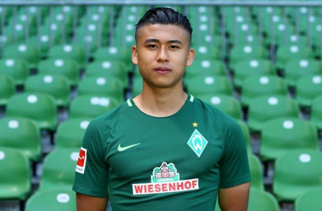 立刻退回到 立刻退回到